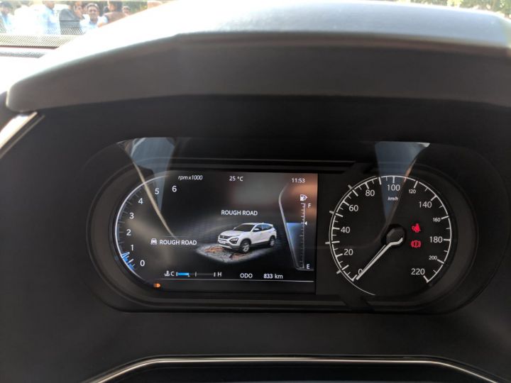 Tata Harrier MID in depth look