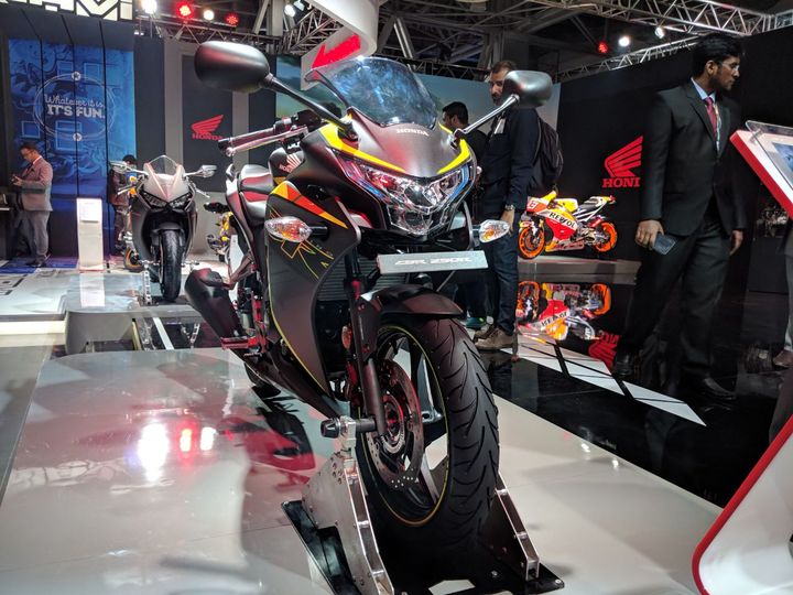 Honda Updates Its Range With New Graphics And LED Lights ZigWheels