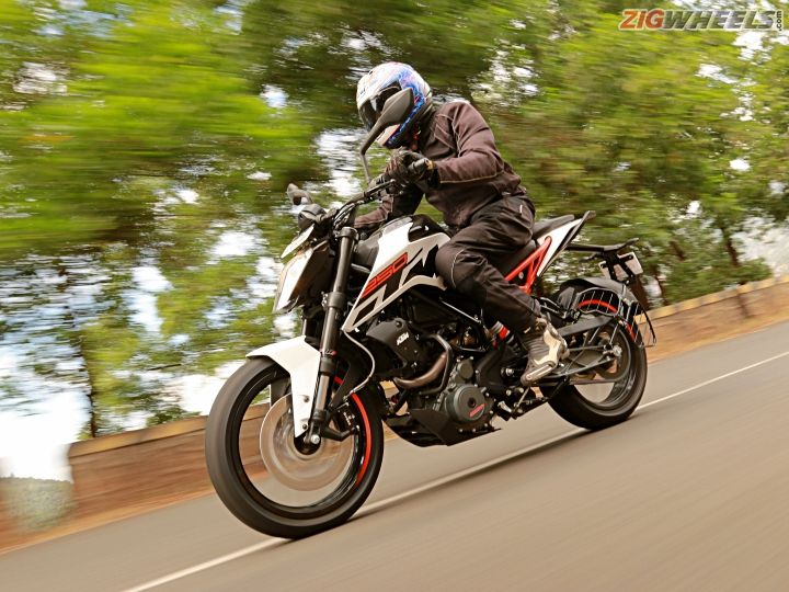 をデューク125 DUKE200 DUKE250 DUKE390オートバイ排気ミドルパイプKTM DUKE125公爵200デューク250 DUKE 390 2012-2014スリップ DUKE 0 1 Which one 250,