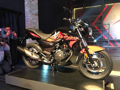 hero xtreme 200r black colour