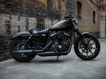 Harley-Davidson Roadster unveiled; priced at Rs 7.37 lakh - India