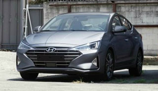Hyundai Elantra Facelift: More Spy Photos!