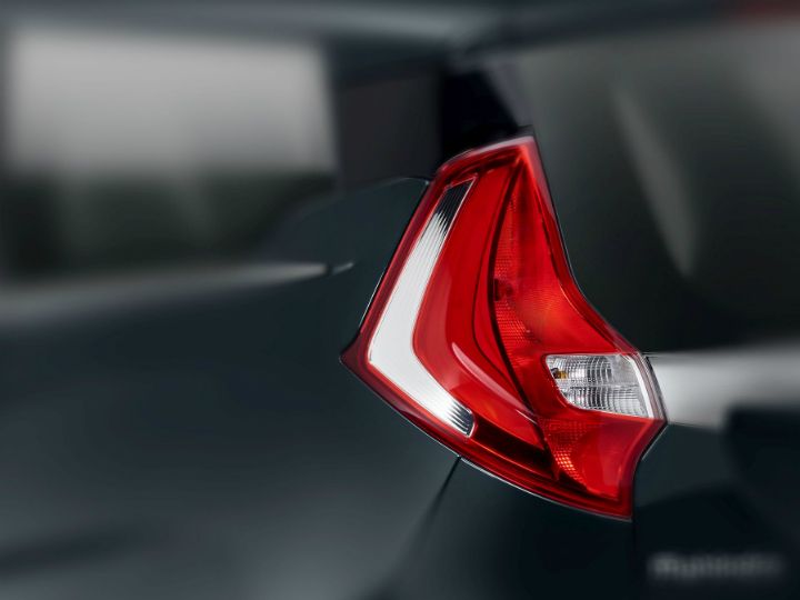 Mahindra Marazzo U321 Named