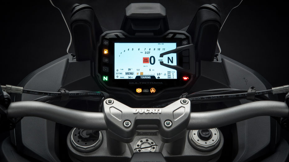Ducati Multistrada 1260 cockpit