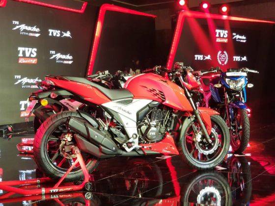 Tvs Launches 18 Apache Rtr 160 4v Zigwheels