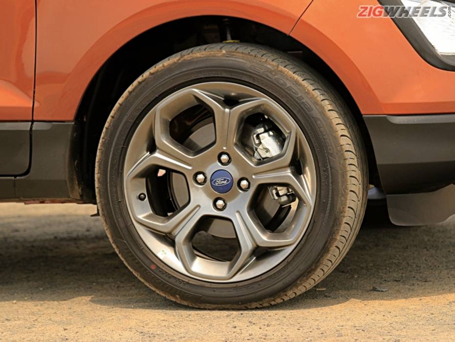 Ford EcoSport S and Signature Edition First Drive Review