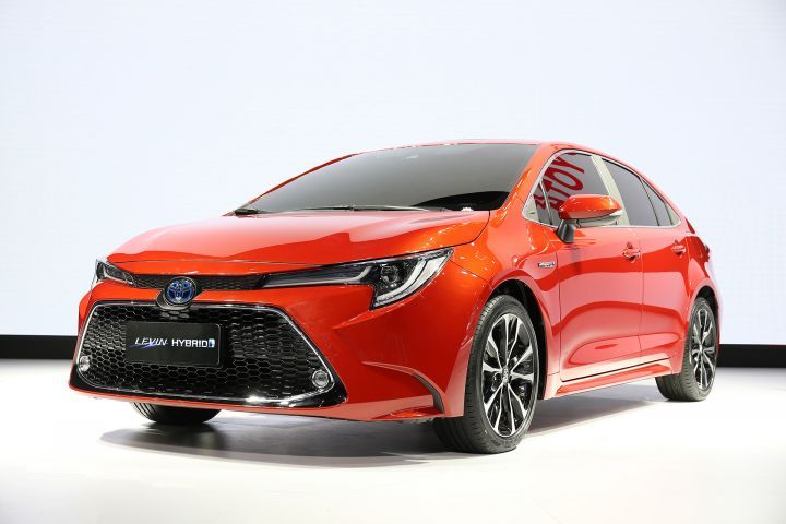 2019 Toyota Corolla Altis Showcased: India Launch Likely Next Year ...