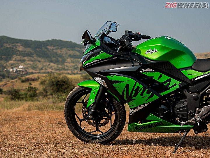 2018 Kawasaki Ninja 300 ABS: Performance Test Review - ZigWheels