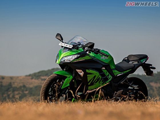 2018 Kawasaki Ninja 300 ABS: Performance Test -