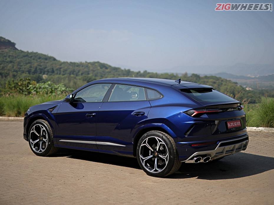 Lamborghini Urus First Drive Review