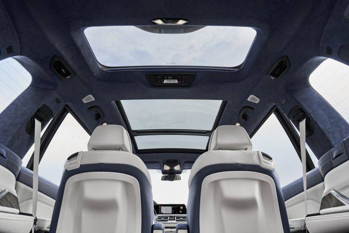 bmw x7 roof