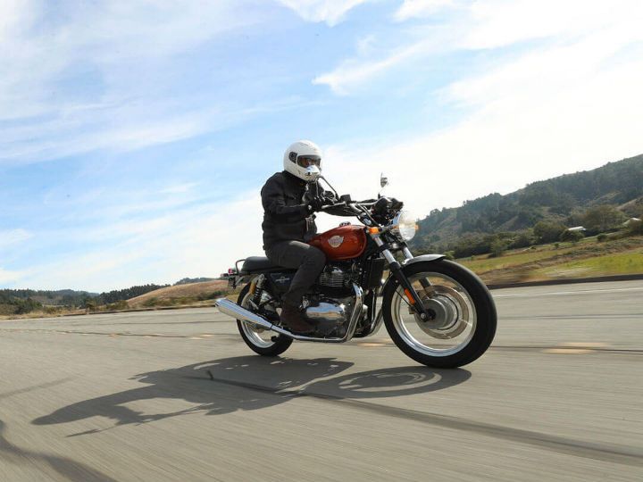 RE Interceptor-650 action