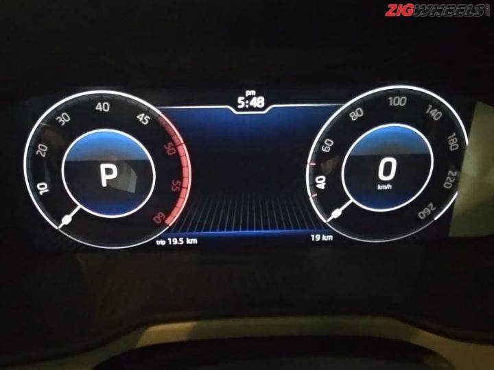 Skoda Octavia LnK Virtual Cockpit