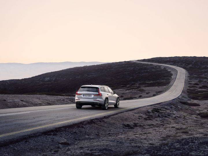 Volvo V60 Cross Country