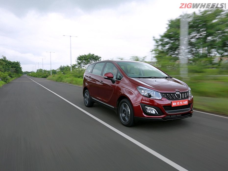 Mahindra Marazzo Review in Pictures