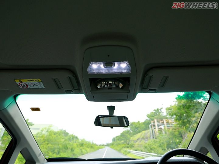 Mahindra Marazzo Review in Pictures