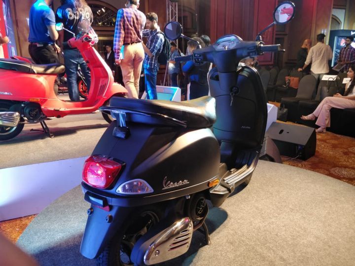 Vespa scooter range gets new color scheme for 2019