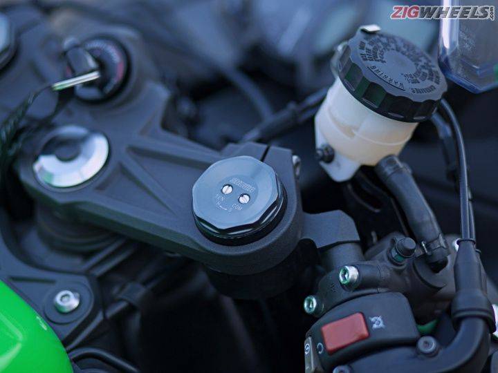 Kawasaki Ninja ZX-6R In Pictures