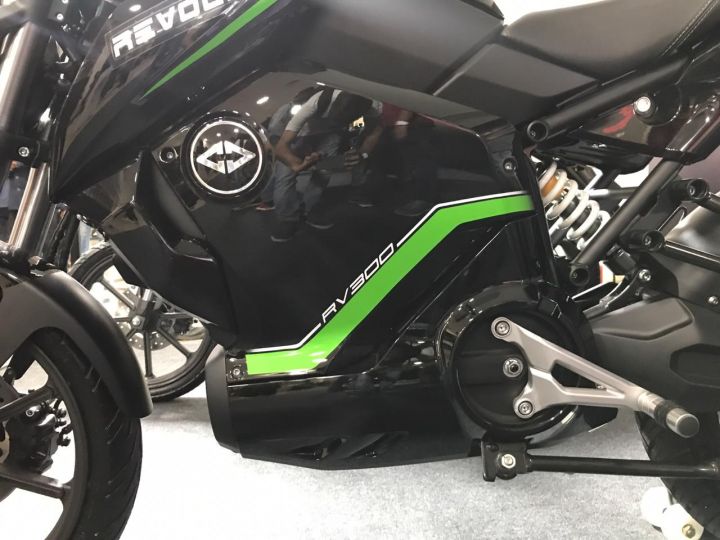 Revolt RV300: Image Gallery