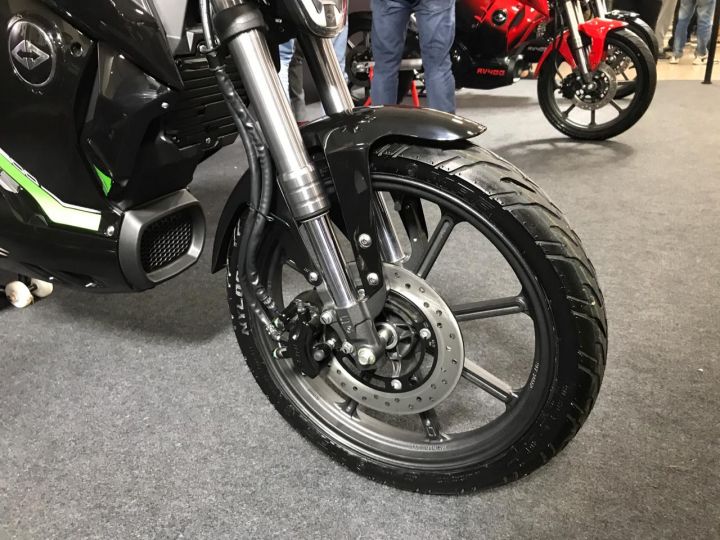 Revolt RV300 Image Gallery