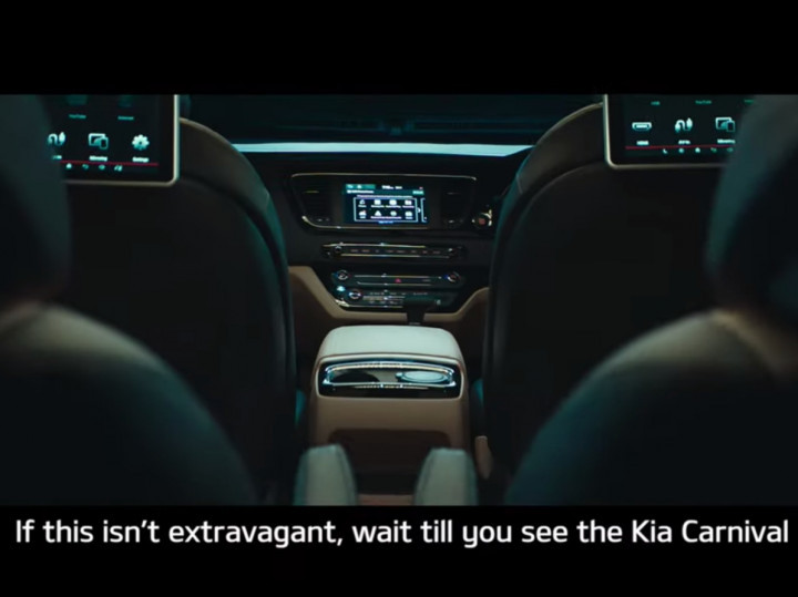 ZW-Kia-Carnival_interior