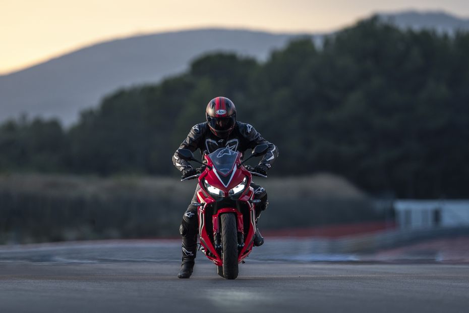 2019 Honda CBR650R picture gallery
