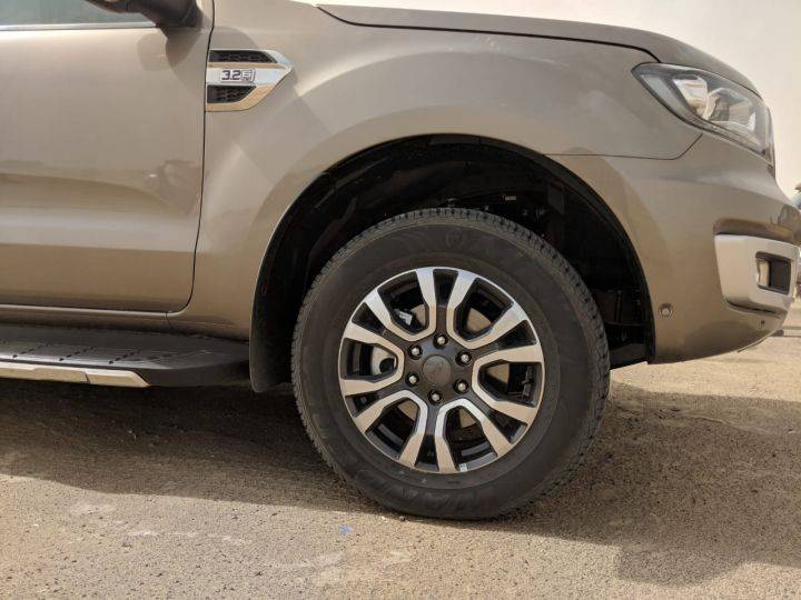 2019 Ford Endeavour