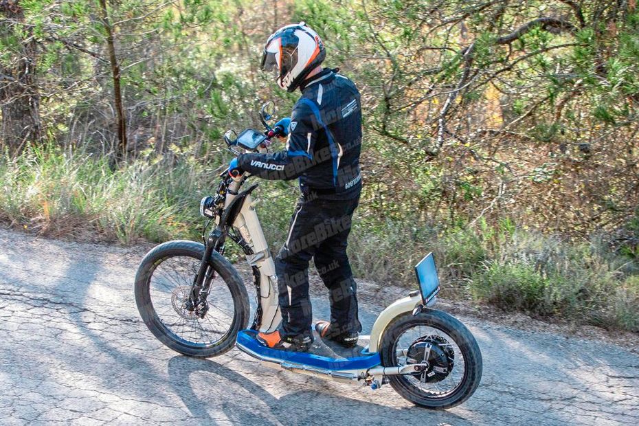 KTM Working On A Millenial-friendly Urban e-Scooter