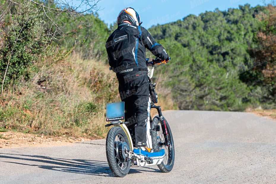 KTM Working On A Millenial-friendly Urban e-Scooter