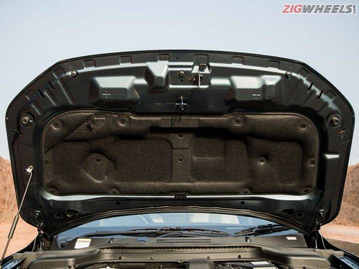 Mahindra XUV300 Review