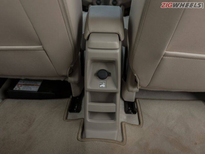 Maruti Ertiga Petrol Review: Road Test