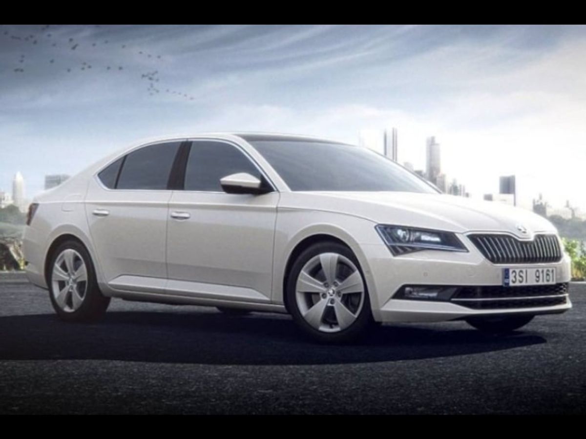 2019 Skoda Superb Corporate Edition Launched At Rs 23.99 lakh