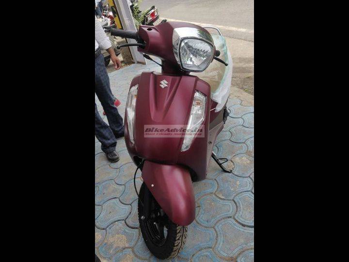 Suzuki Access 125 Matte red colour