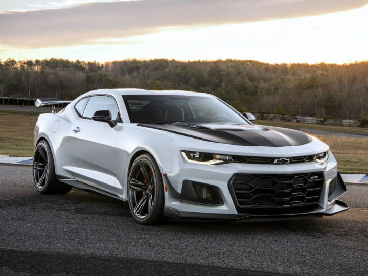 Sixth Generation Camaro Bows Out, Chevrolet Announces Final