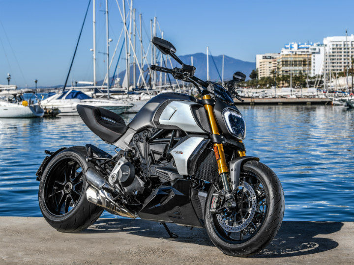 2019 Ducati Diavel 1260S First Ride Review - ZigWheels