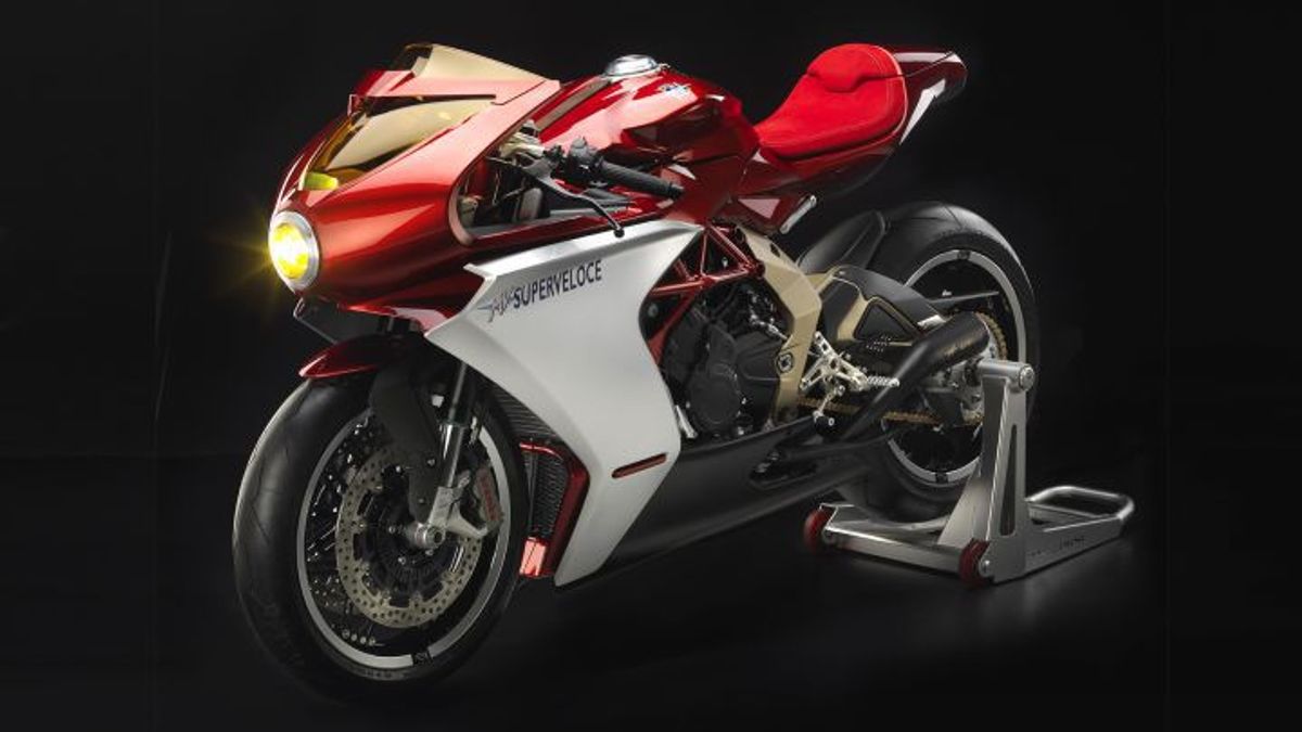 MV Agusta updates the Superveloce and adds new S model