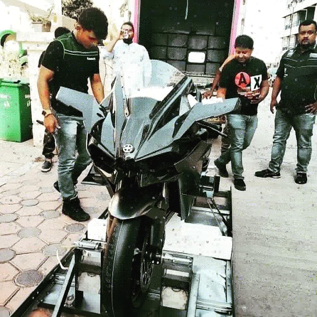 India s Only 2019 Kawasaki Ninja H2R Has Been Delivered ZigWheels