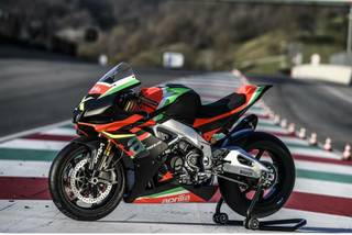 Aprilia Ups The RSV4's X Factor