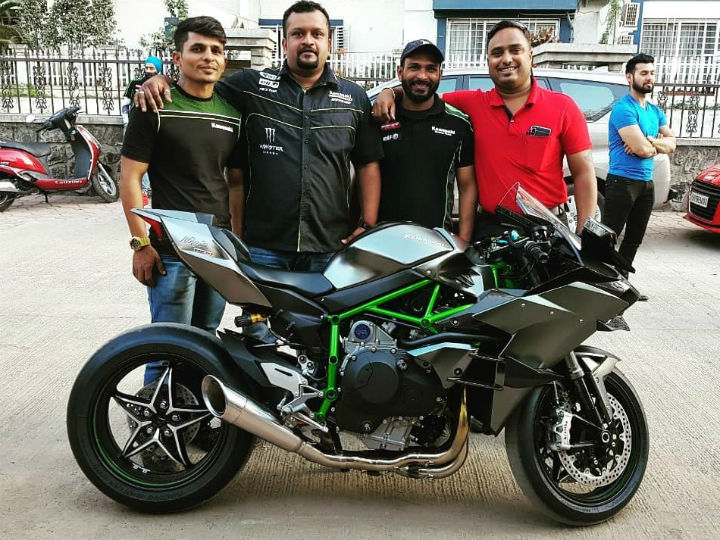 Tæl op mus eller rotte vand India's Only 2019 Kawasaki Ninja H2R Has Been Delivered - ZigWheels