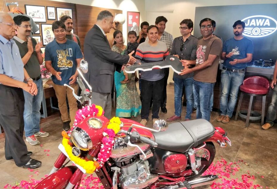 First Jawa Bike Delivered in India
