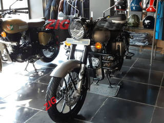 RE Classic 350 Range Spotted With New Accessories