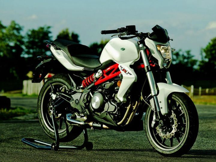 Benelli TNT 300 and 302R price drop