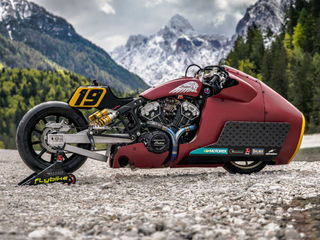 Drag-ready Indian Scout Bobber Has 130PS!
