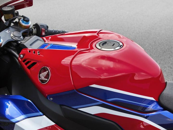 All-New Honda CBR1000RR-R Fireblade All-New Honda CBR1000RR-R Fireblade