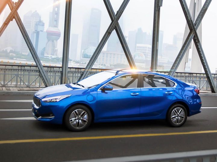 Kia Reveals K3 Electric Sedan For China At Guangzhou Motor Show LaptrinhX