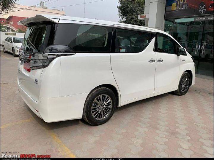 ZW-Toyota-Vellfire-India