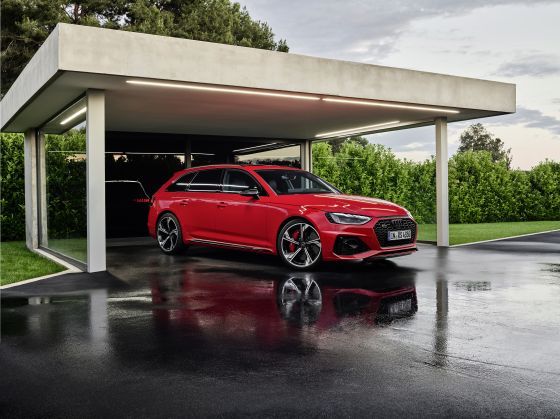 Audi Rs4 Avant Unveiled Zigwheels