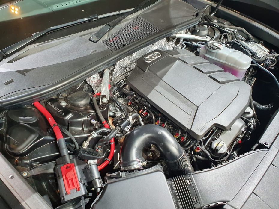 ZW-Audi-A6-ENGINE