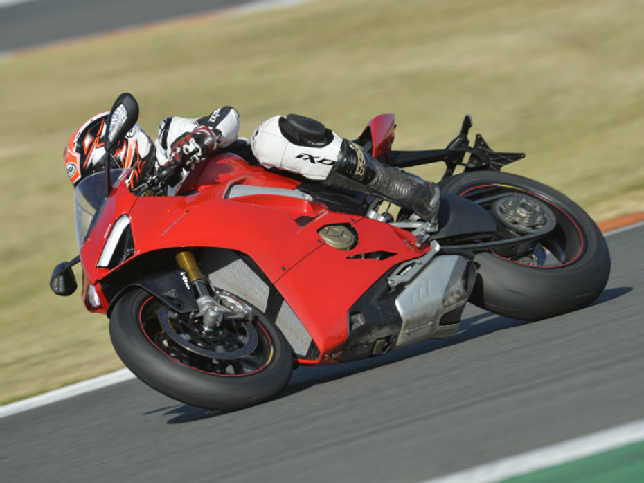 PowerDrift Shumi Column: Ducati Panigale V4 S - Tale Of Performance