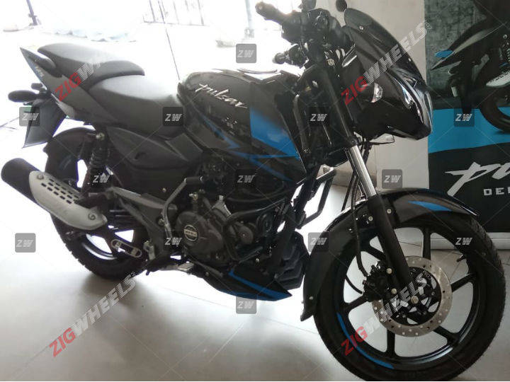 Bajaj pulsar 125 engine guard price hot sale